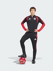 رداء عُلوي للتدريب لفريق Manchester United لموسم 26/27 تشكيلة Tiro من adidas - صورة 1 من 5