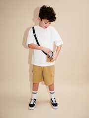 White/ Stone Utility Bag Short Sleeves 100% Cotton T-Shirt and Shorts Set (3-16yrs) - Image 5 of 7
