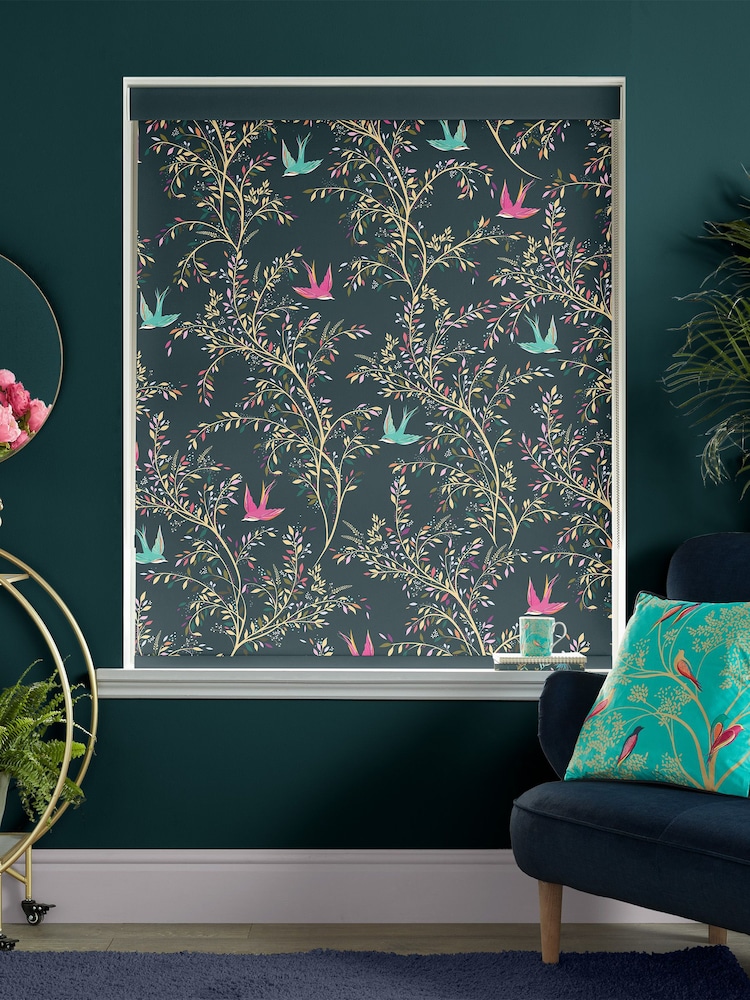 Sara Miller Forest Green Swallows Forest Made to Measure Roller Blinds - Image 2 of 6