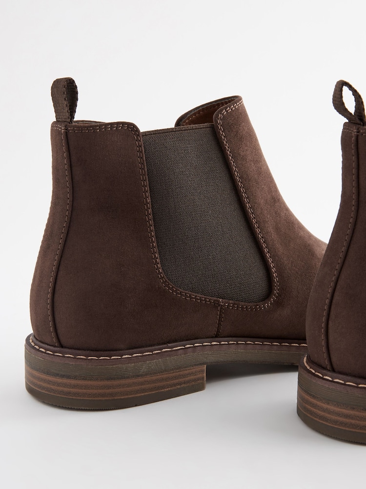 Brown Chelsea Boots - Image 4 of 5