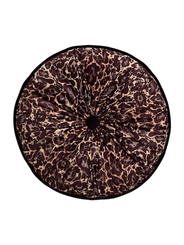 Laurence Llewelyn-Bowen Roxy Round Pleat Velvet Round Cushion - Εικόνα 2 του 3 Laurence Llewelyn-Bowen Roxy Round Pleat Velvet Round Cushion - Εικόνα 2 του 3