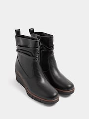 Crno - Yours Curve Faux Leather Wedge Boots - Slika 2 od 5