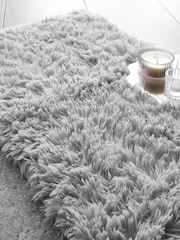 Catherine Lansfield Silver Cuddly Bath Mat - Image 1 of 3