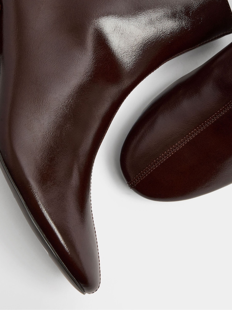 Yours Curve Brown Patent Almond Toe Block Heel Ankle Boots In Wide E Fit - Image 5 of 5 Yours Curve Brown Patent Almond Toe Block Heel Ankle Boots In Wide E Fit - Image 5 of 5