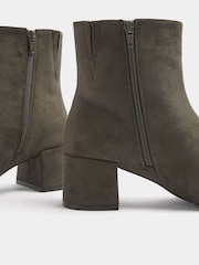 Vert - Bottines Yours Curve à talon carré à bout en amande - Image 5 de 5