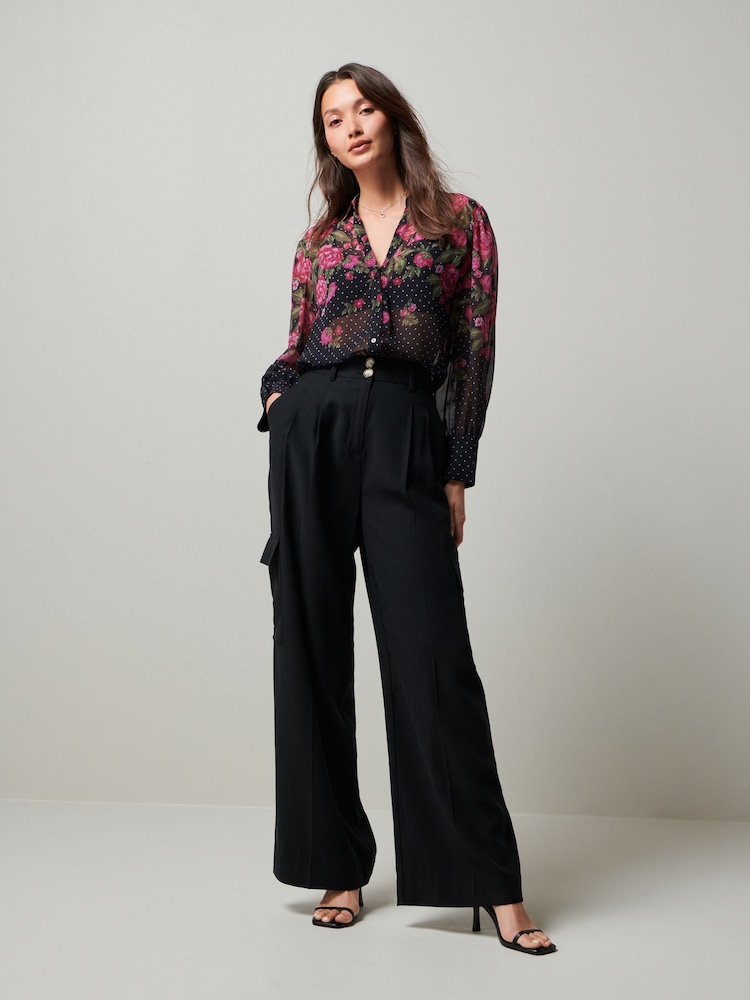 Schwarz - Langärmelige Bluse mit Blumen und Punkten​​​​​​​ - Bild 2 von 6