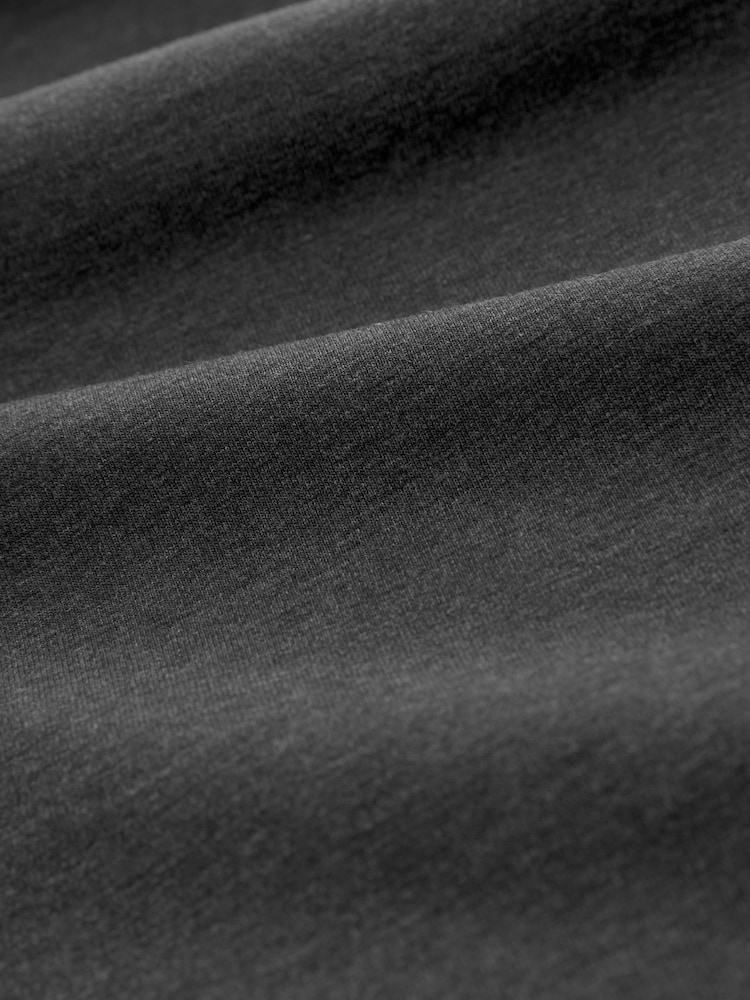 Blanco/gris/negro - Corte ajustado - Pack de 3 polos de punto de manga corta - Imagen 9 de 9 Blanco/gris/negro - Corte ajustado - Pack de 3 polos de punto de manga corta - Imagen 9 de 9