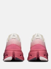 On White Cloudsurfer Max Running Trainers - Image 4 of 6