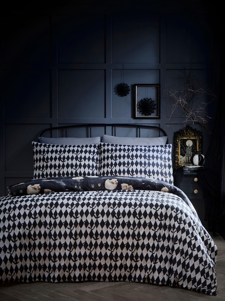 Fusion Black Gothic Skulls Duvet Cover & Pillowcase Set - Image 4 of 4 Fusion Black Gothic Skulls Duvet Cover & Pillowcase Set - Image 4 of 4