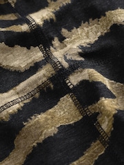 Black/Brown Stripe Slim Fit Premium 100% Linen Crew Neck Short Sleeve T-Shirt - Image 7 of 8