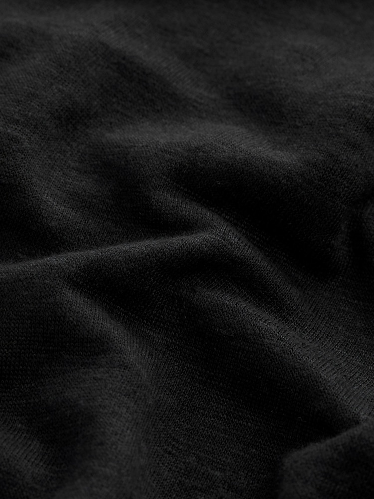 Black 100% Linen Lightweight Round Neck Vest - Image 6 of 6