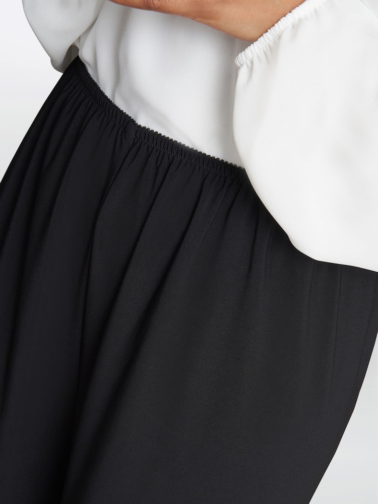 Gina Bacconi Sharlene Matte Jersey Straight Leg Black Trousers - Image 1 of 2