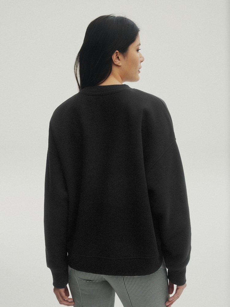 Black Heavyweight Soft Touch Crew Neck Sweatshirt - Image 2 of 5 Black Heavyweight Soft Touch Crew Neck Sweatshirt - Image 2 of 5