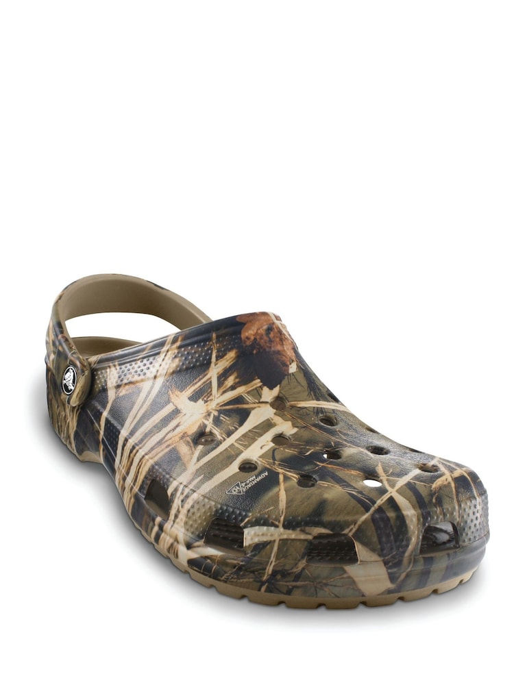 Crocs Realtree Adults Classic Clogs - Image 2 of 8