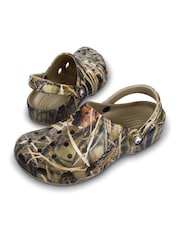 Crocs Realtree Adults Classic Clogs - Image 3 of 8