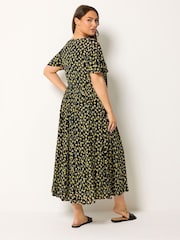 Yours Curve Black Smock Crinkle Maxi Dress - Image 3 of 5