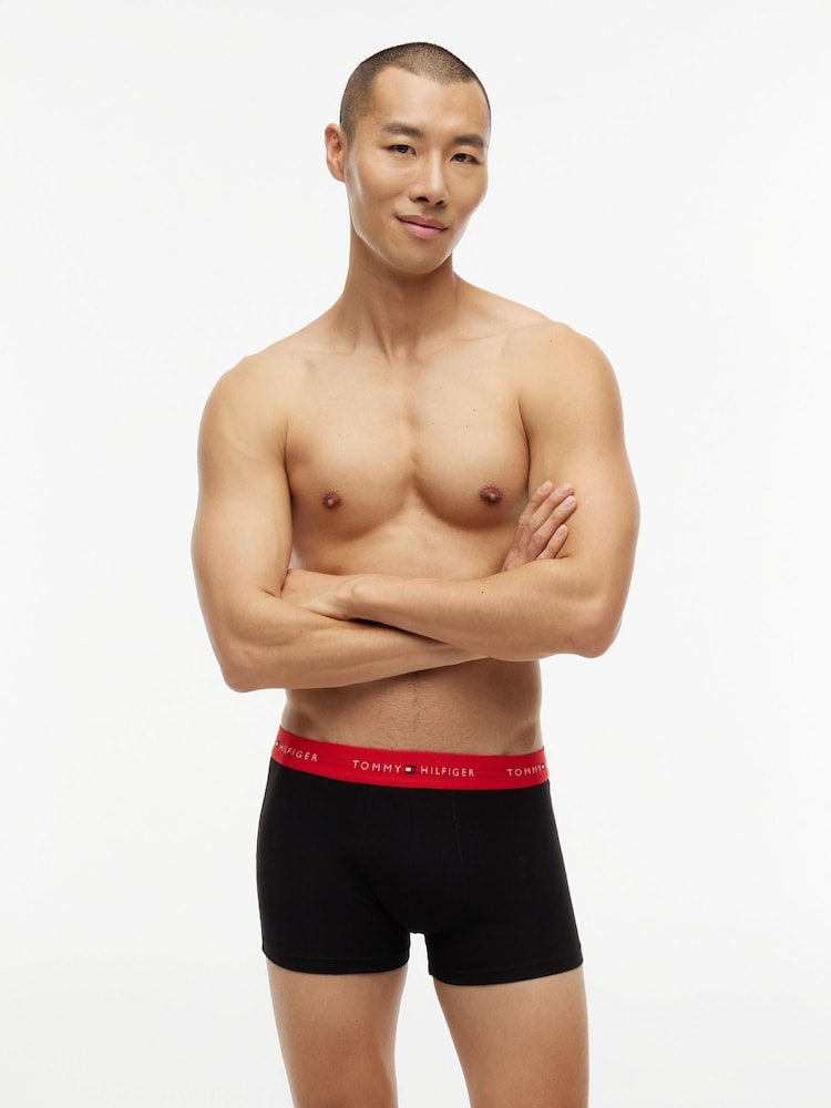 Tommy Hilfiger Black Signature Repeat Logo Waistband Boxer Trunks 7-Pack - Image 2 of 6 Tommy Hilfiger Black Signature Repeat Logo Waistband Boxer Trunks 7-Pack - Image 2 of 6