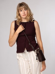 Marrón cacao - Bolso bandolera de piel para móvil Raven de Conkca - Imagen 2 de 7