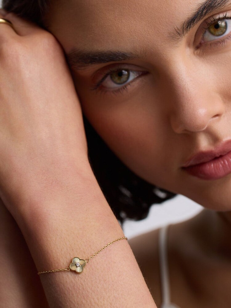 D.Louise Gold Pleated Clover Bracelet - Image 1 of 4 D.Louise Gold Pleated Clover Bracelet - Image 1 of 4