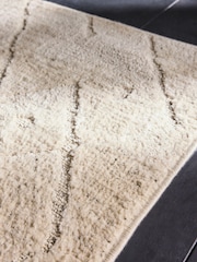 MADE.COM Cream Roya Rug - Image 4 of 6