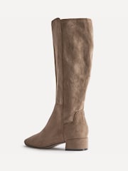 Linzi Natural Rotate Wide Fit Stretch High Leg Boots With Low Block Heels - Image 4 of 5