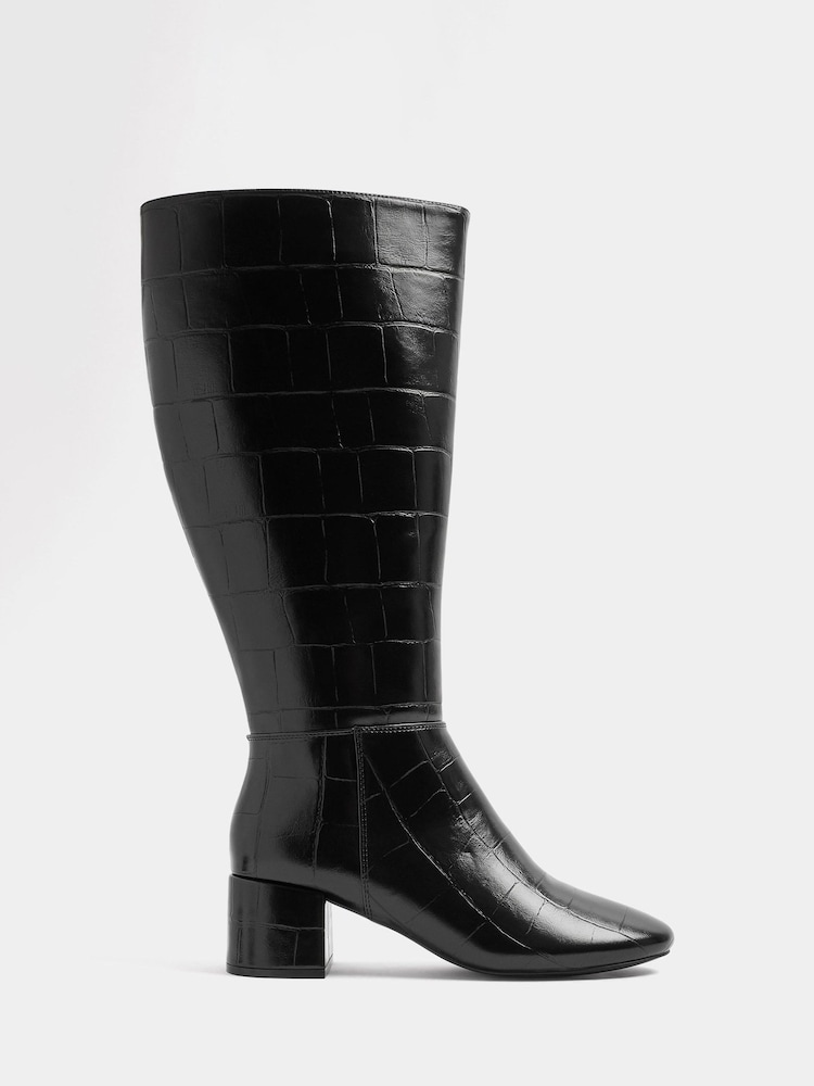 Yours Curve Black Croc Almond Toe Block Heel Boots In Extra Wide EEE Fit - Image 2 of 4 Yours Curve Black Croc Almond Toe Block Heel Boots In Extra Wide EEE Fit - Image 2 of 4