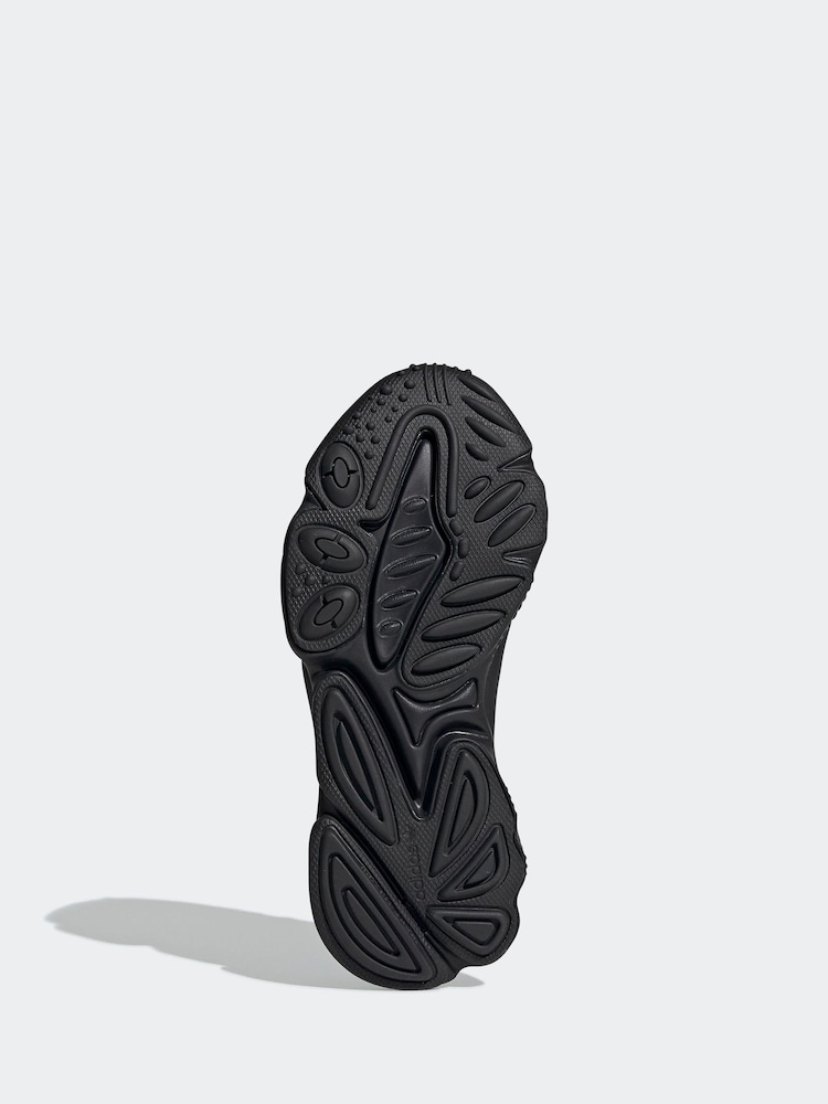 adidas Originals Black Ozweego Trainers - Image 11 of 14