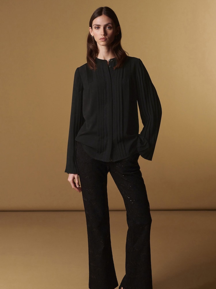 Schwarz - Langärmelige, hochwertige Bluse mit Biesen - Bild 2 von 8 Schwarz - Langärmelige, hochwertige Bluse mit Biesen - Bild 2 von 8