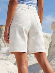 Roman White Longline Bermuda Shorts - Image 3 of 4