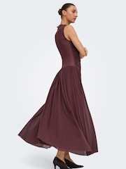 JDY Red Ruched Sleeveless Maxi Dress With Drop-Waist - Image 3 of 7