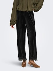 JDY Velvet Wide Leg Trousers with Lace Trim - Image 1 de 7