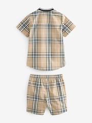 ألوان متعارضة أسمر/بيج فاتح - حزمة من شورت وتيشرت بكُم قصير وألوان متعارضة (3 شهور-12 سنوات) - صورة 5 من 6