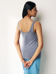 Grey Thick Strap Vest - Image 4 of 7