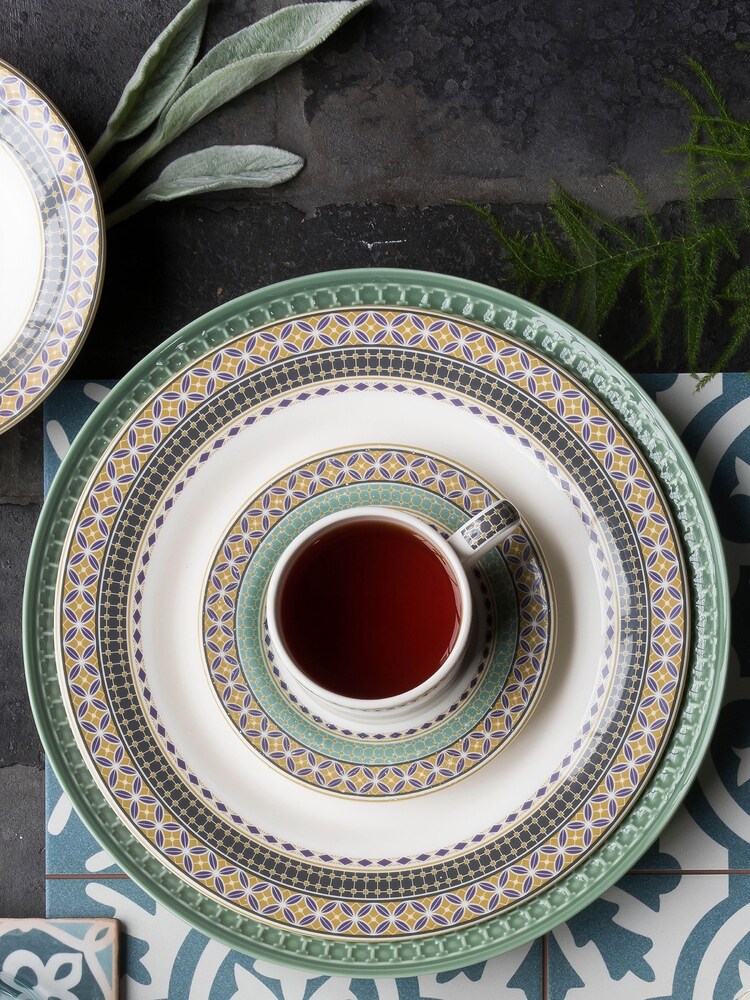 Portmeirion Set of 4 White Atrium Geo Dinner Plates - Image 1 of 4