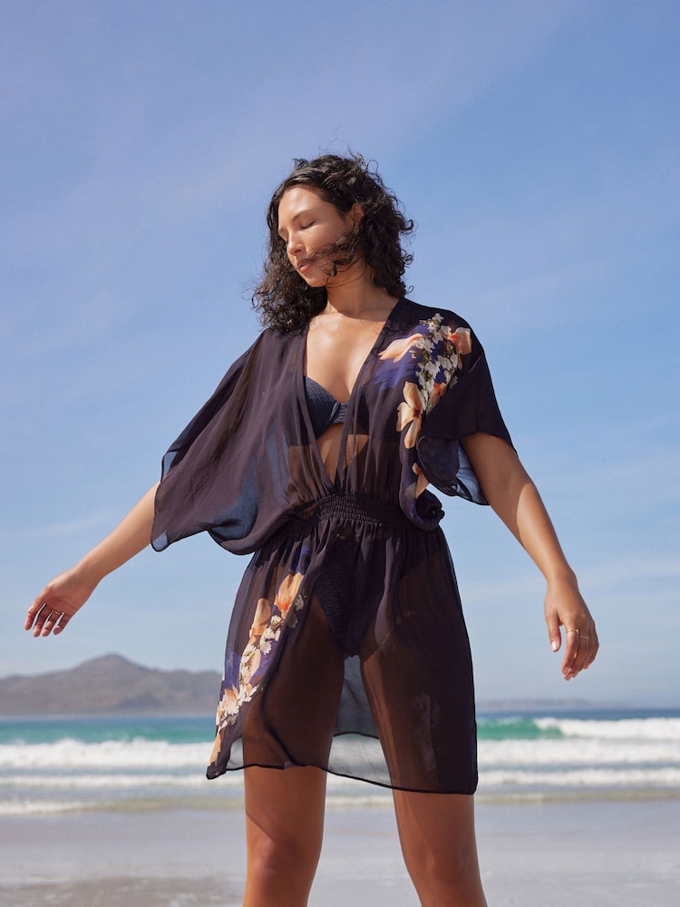 B by Ted Baker Kimono à col en V tissé Fleuri Marine - Image 1 of 5