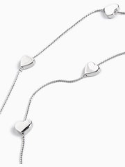 Tono plateado - Collar de cordón largo con detalles en forma de corazón - Imagen 2 de 2