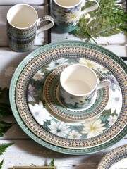 Portmeirion Set of 4 White Atrium Floral Side Plates - Image 1 of 4
