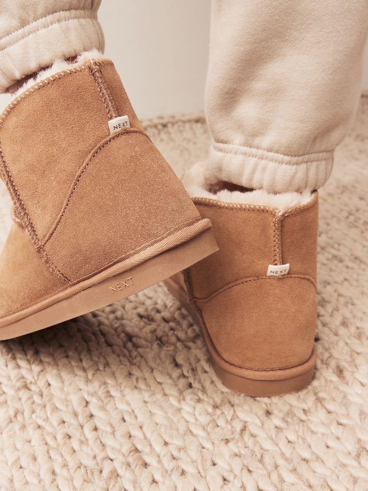 Marrón tostado - Botas estilo pantuflas de ante con forro de piel sintética - Imagen 2 de 8