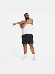 Черный - Nike Challenger Dri-FIT 7 Inch 2-in-1 Running Shorts - Изображение 1 из 18