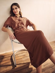 Rostbraun - Midi-Hemdkleid im Utility-Stil - Bild 1 von 6