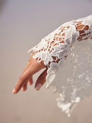 B By Ted Baker Broderie White Kimono - Image 5 of 7