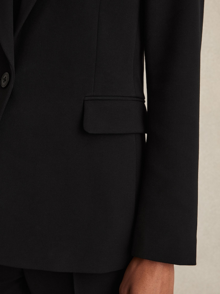 Reiss Black Gabi Petite Tailored Single Breasted Suit Blazer - Image 6 of 8