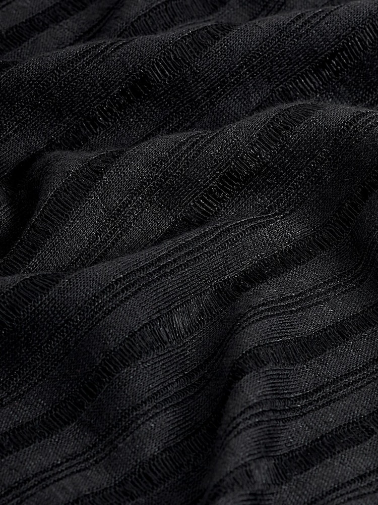 Black Long Sleeve Crew Neck Ladder Top - Image 6 of 6 Black Long Sleeve Crew Neck Ladder Top - Image 6 of 6