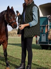 Joules Atwell Diamond Quilt Reversible Black Gilet - Image 2 of 5