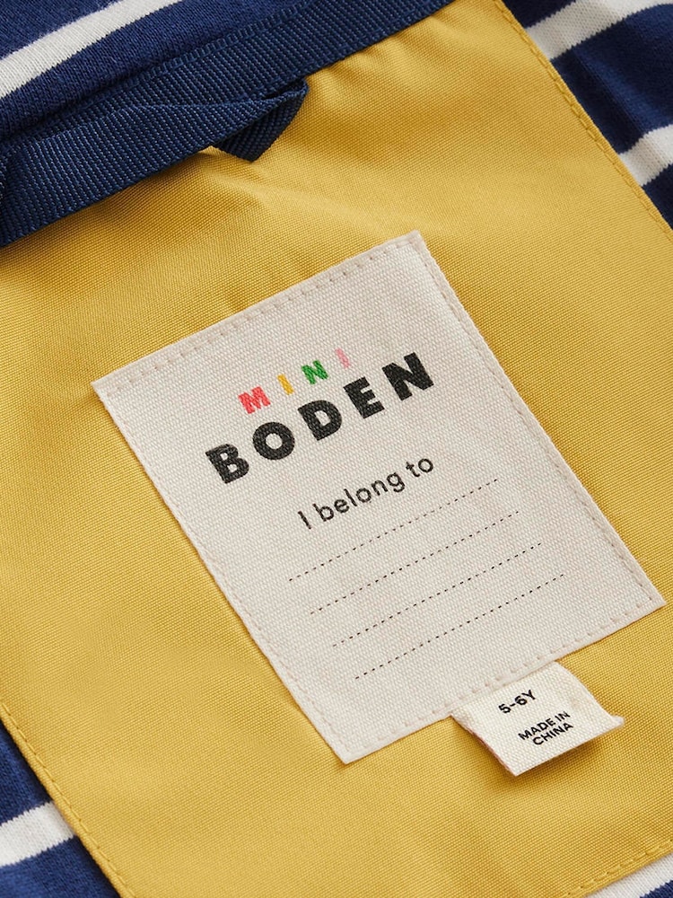 أصفر - معطف مضاد للماء طراز صيادين من Boden - صورة 5 من 5 أصفر - معطف مضاد للماء طراز صيادين من Boden - صورة 5 من 5