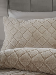 Catherine Lansfield Soft Diamond Cosy and Warm Fleece Duvet Cover Set - Изображение 2 из 4