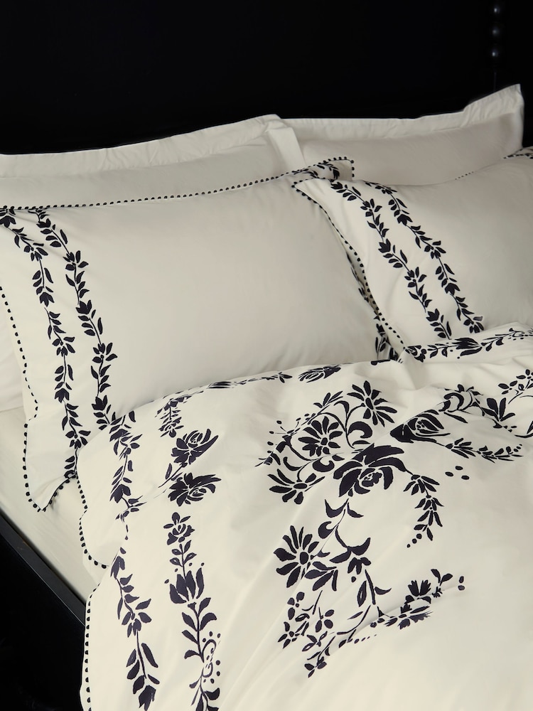 Rockett St George Floral 200 Thread Count 100% Cotton Folk Floral Duvet Cover and Pillowcase Set - Image 2 of 4