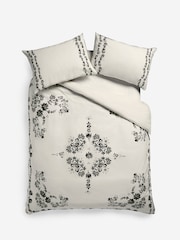 Rockett St George Floral 200 Thread Count 100% Cotton Folk Floral Duvet Cover and Pillowcase Set - Image 4 of 4