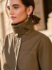 Khakigrün - Friends Like These Utility-Jacke mit Kragen - Bild 4 von 4