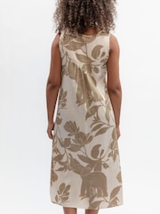 Fable and Eve Cream Elephant Print Long Nightdress - Image 3 of 4